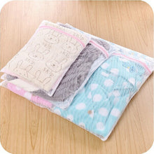 Load image into Gallery viewer, 3 Sizes Clothing Mesh Bags Zippered Fine Lines Drawstring Laundry Bag Bra Underwear Protective Laundry Bags For Washing Machines